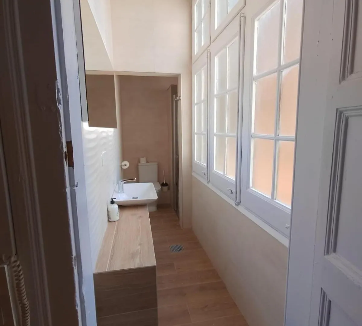 Hostal Dragonflybcn Barcelona Spain