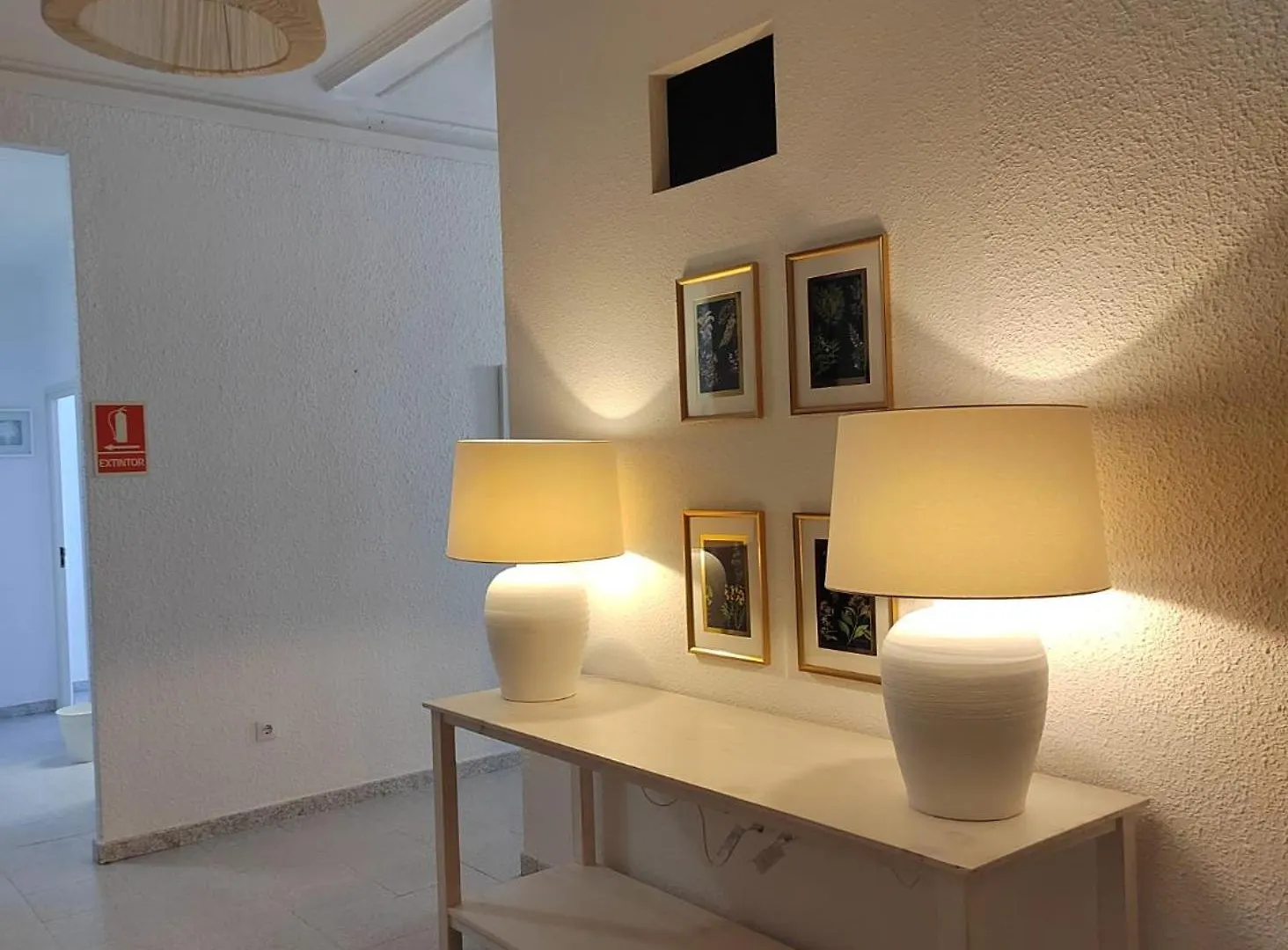 Guest house Hostal Dragonflybcn Barcelona Spain