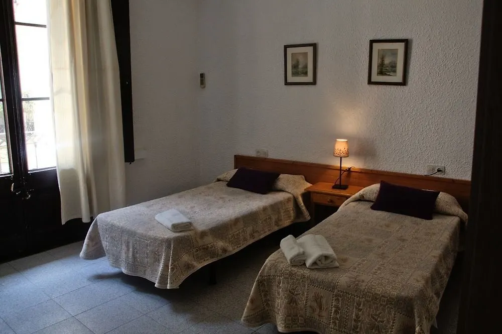 Hostal Dragonflybcn Barcelona Spain