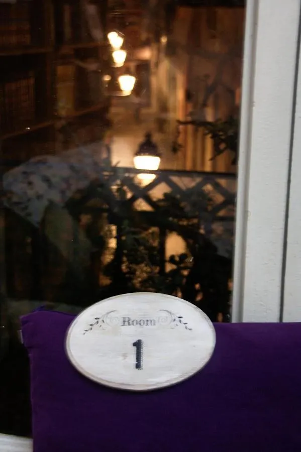 Hostal Dragonflybcn Barcelona Guest house