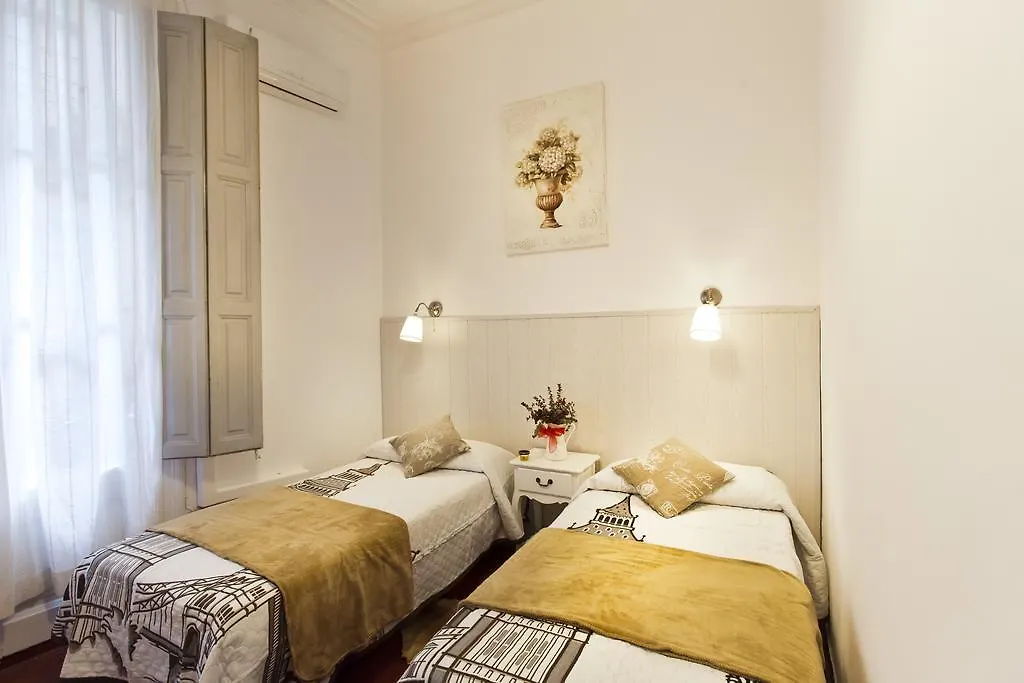 Hostal Dragonflybcn Barcelona Spain